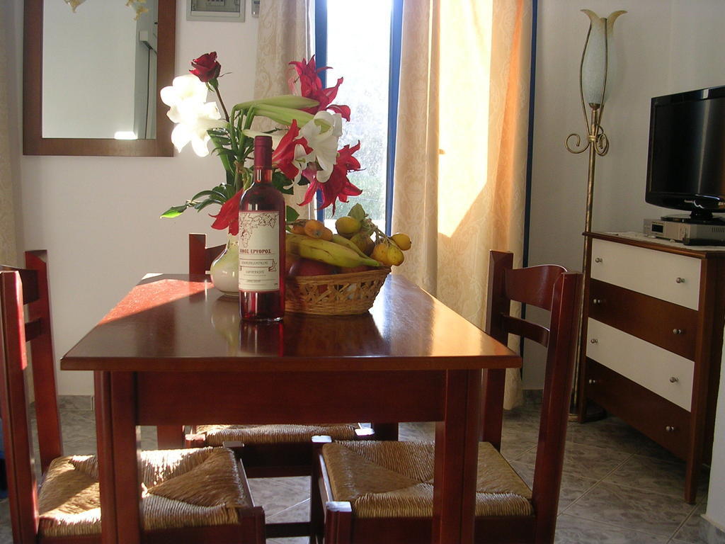 Stefanos Apartments Agia Fotia  Екстериор снимка